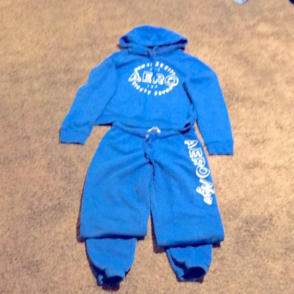 🔥AEROPOSTALE((NEW YORK)) 💥royal blue Sz.medium) sweat suit.$35 WOW!!!💐